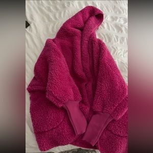 New Nordic Beach one size hot pink “Fuschia dream’n” teddy bear jacket coat